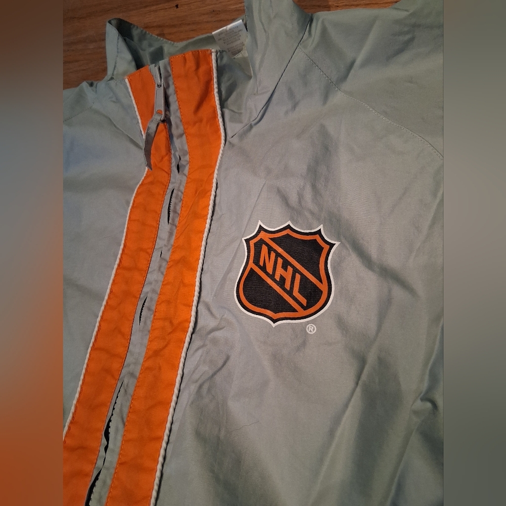 NHL Mens L Gray and Orange Lightweight Jacket 6075